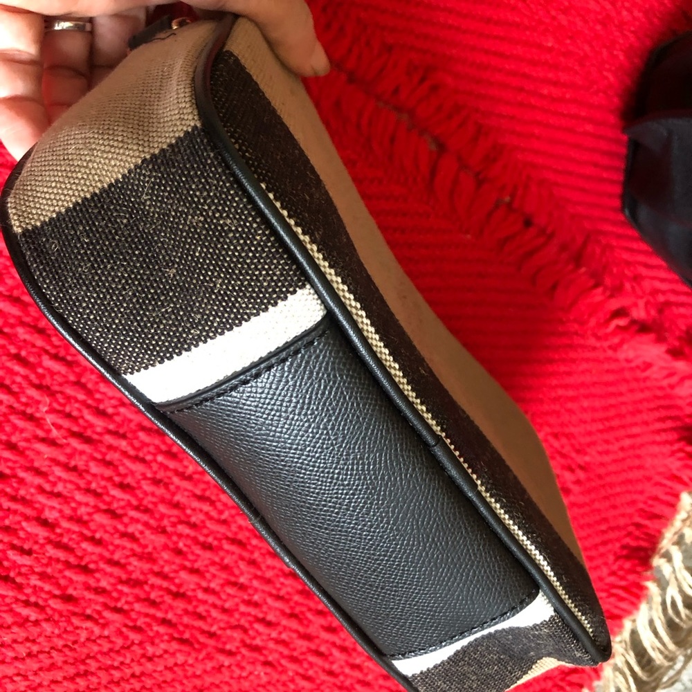 Bags - Picture 3 of 7